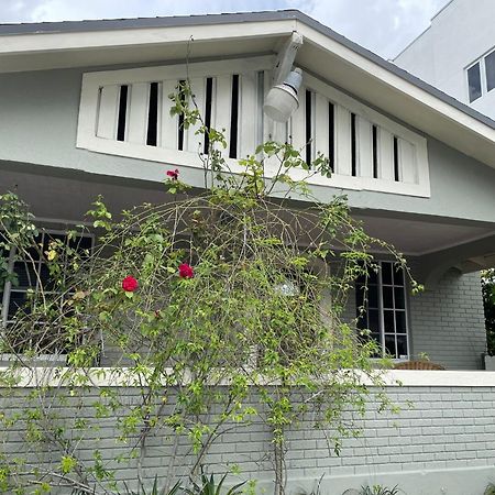 Cozy Room In The Heart Of Little Havana 마이애미 외부 사진