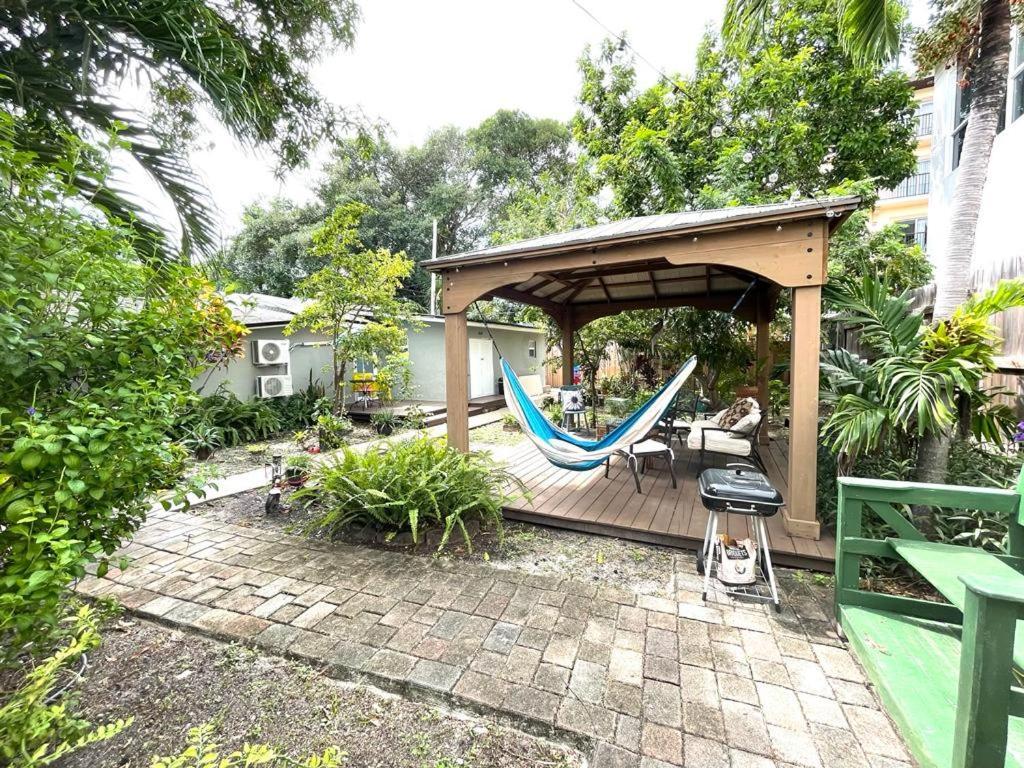 Cozy Room In The Heart Of Little Havana 마이애미 외부 사진