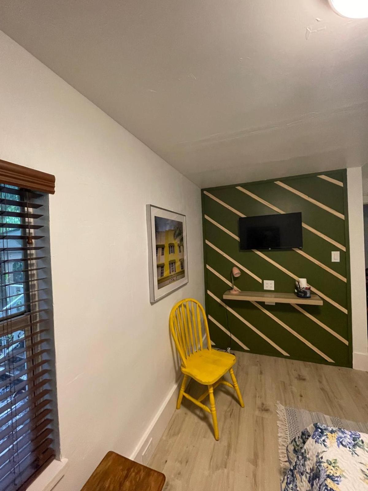 Cozy Room In The Heart Of Little Havana 마이애미 외부 사진