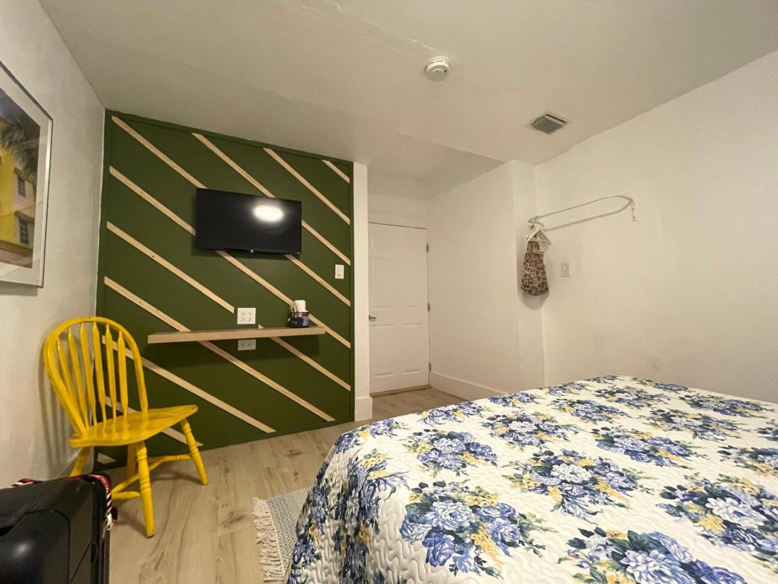 Cozy Room In The Heart Of Little Havana 마이애미 외부 사진